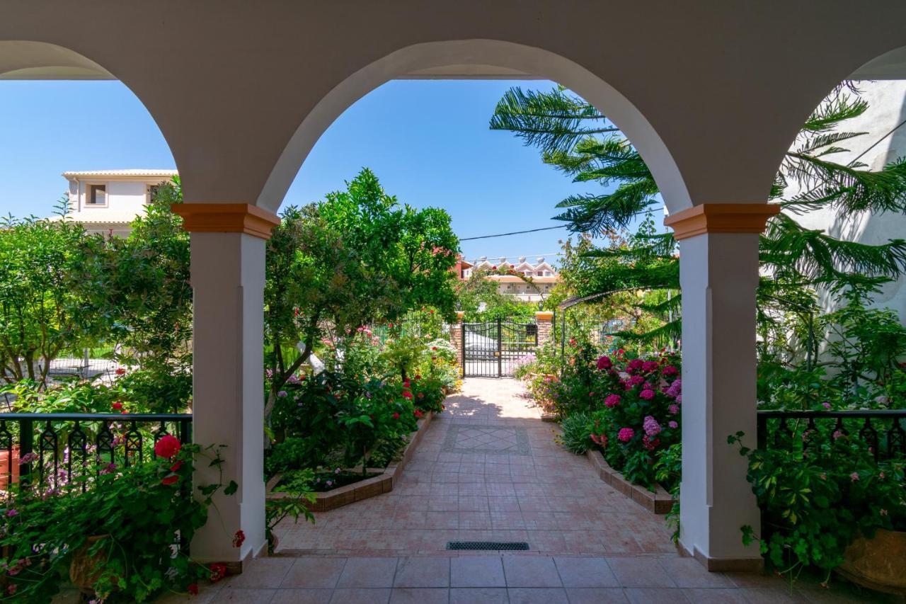 Villa Sophia Apartments By Corfuescapes アギオス・ゴルディオス エクステリア 写真