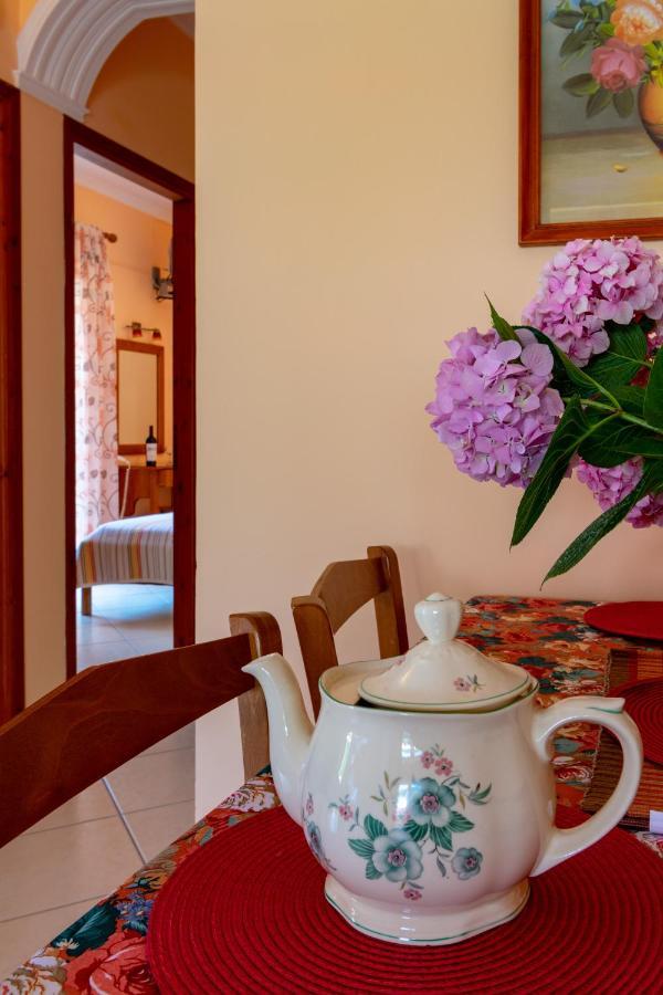 Villa Sophia Apartments By Corfuescapes アギオス・ゴルディオス エクステリア 写真